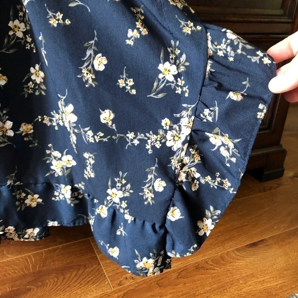 Navy ruffle floral print tie robe like top in size S-M